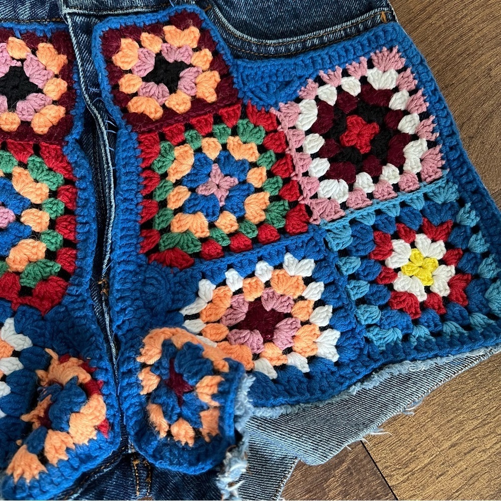 FARM Rio Multicolor Crochet Patchwork Jean Shorts - Picture 4 of 8